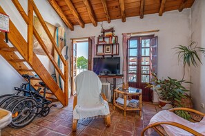 Interior - Apartment "Casa da Praia 1" with Sea View, Balcony & Wi-Fi (Budens)