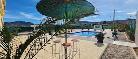 Piscine extérieure