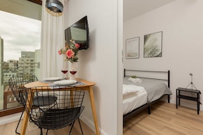 1 bedroom, iron/ironing board, WiFi, bed sheets
