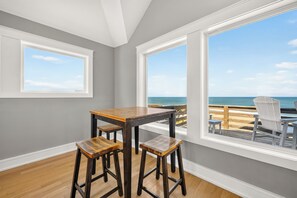 Dining - Surfside Retreat Oceanfront  Home + Pets Stay Free! (Buxton)