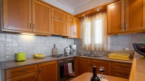 Coffee/tea maker, full-size fridge, oven, stovetop - Riviera Houses Barbati (Corfu)