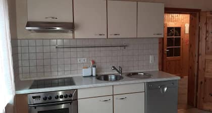 Spacious, child-friendly vacation apartment in the quiet Weser valley