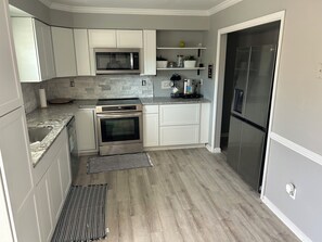 Private kitchen - Lake House in Virginia Beach (Norfolk)