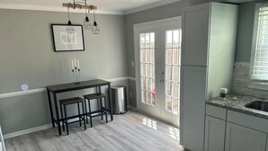 Interior - Lake House in Virginia Beach (Norfolk)