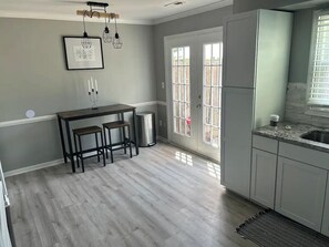 Interior - Lake House in Virginia Beach (Norfolk)