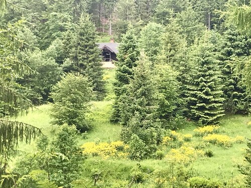 Mountain retreat in Laliki