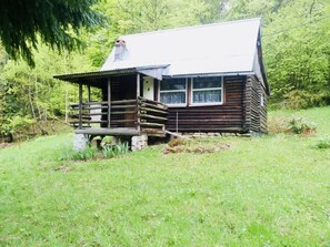 Exterior - Mountain retreat in Laliki (Laliki)