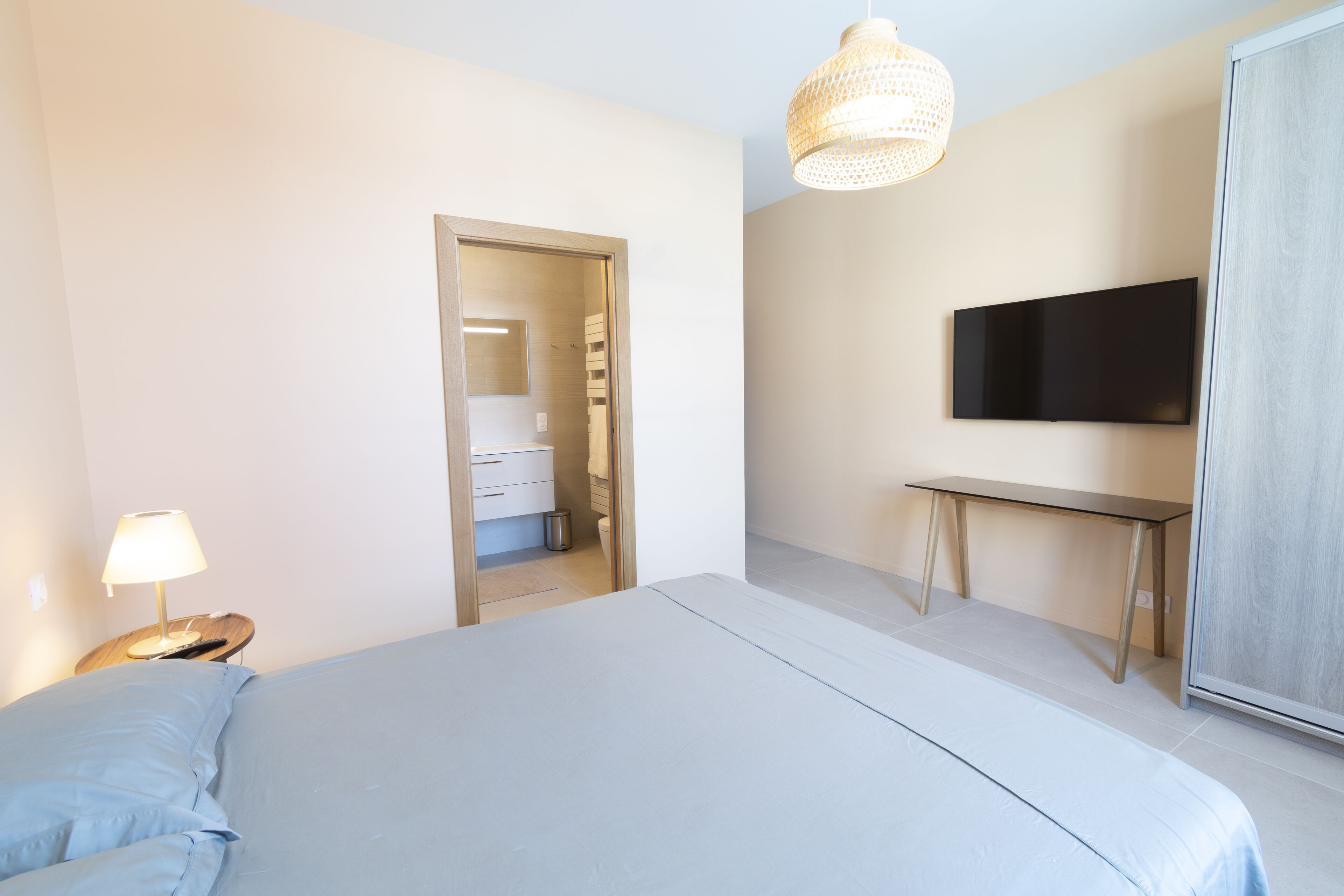 5 soverom, strykejern/-brett, reiseseng for barn og wi-fi (inkludert)