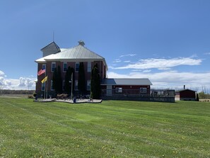 Unclassified image, 3 of 38, button - One-of-a-kind! Former Schoolhouse turned mansion for rent! The entire place!! (Port Austin)
