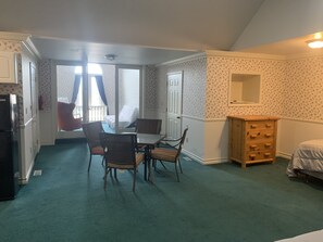 Unclassified image, 5 of 38, button - One-of-a-kind! Former Schoolhouse turned mansion for rent! The entire place!! (Port Austin)