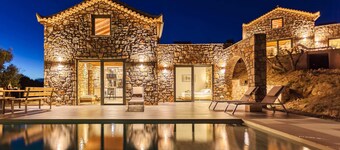 Gerakada Exclusive-Seaview Villa with Private Pool