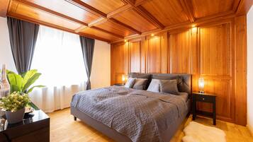 5 Schlafzimmer, Bügeleisen/Bügelbrett, Reisekinderbett, kostenloses WLAN