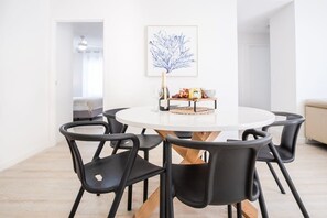 Dining - Modern Seaside Oasis in Kings Beach (Kings Beach)