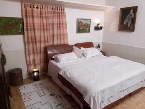 1 chambre, Wi-Fi gratuit, draps fournis