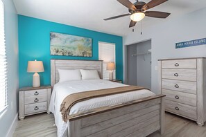 3 bedrooms, iron/ironing board, free WiFi, bed sheets