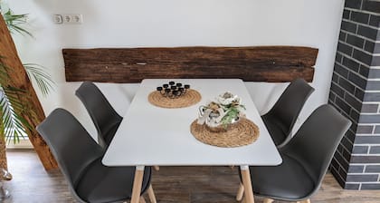 Moderne Ferienwohnung mit Wasserblick