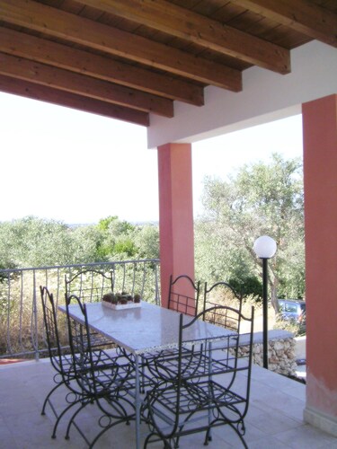 3-bedroom villa in fantastic Sassari with WiFi, AC