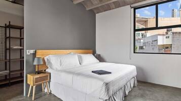 1 bedroom, desk, iron/ironing board, WiFi