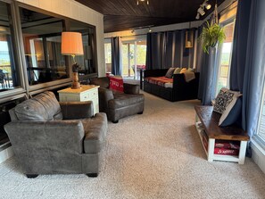 Smart TV, fireplace, DVD player, books