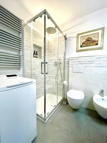Charming two bedrooms Apartment in the very heart of Florence
