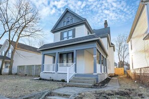 Exterior - The Southwestern 4BD/2BA (Columbus)