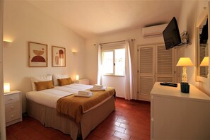 3 Schlafzimmer, Bügeleisen/Bügelbrett, kostenloses WLAN, Bettwäsche