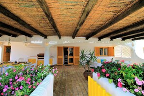 Outdoor dining - VILAMOURA CONCEPT VILLA  WITH POOL by HOMING (Vilamoura)