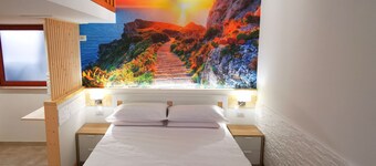 Curated Mini apartment ideal for couples and families,close to both sea and downtown