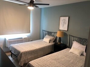 3 bedrooms, desk, iron/ironing board, travel crib