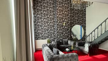 Rom – elite | Sengetøy av topp kvalitet, minibar og safe på rommet