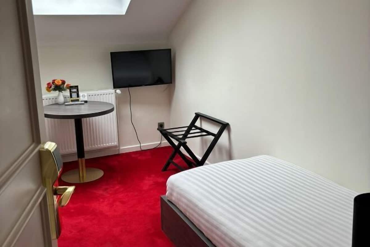 Premium bedding, minibar, in-room safe, individually decorated