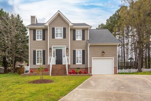 Exterior - Newly Renovated Modern Home centrally located in Cary, near RDU and PNC Arena
 (Cary)