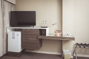 Minibar, in-room safe, desk, free WiFi - HOTEL HANAN (Arequipa)