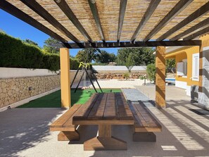 Terrace/patio - Villa Malia - Pivate pool, barbecue, free parking (Portimao)