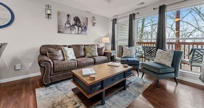 Spacious remodel 5 mn-SDC, 10 mn-Lake, 2BR 2.5BA