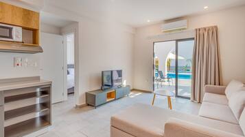 Svit Deluxe | Vardagsrum | Platt-tv