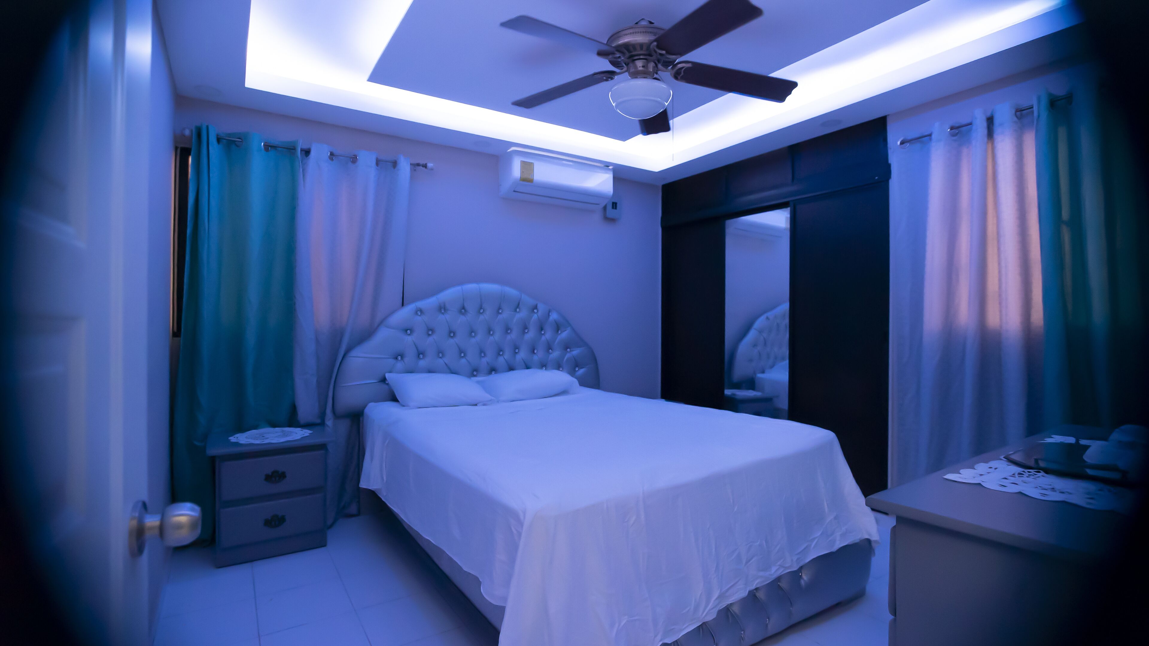 3 slaapkamers, een strijkplank/strijkijzer, gratis wifi