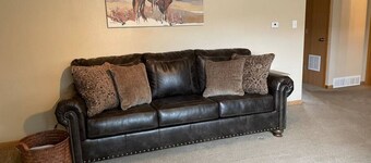 2 BD in North Laramie