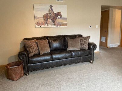 2 BD in North Laramie