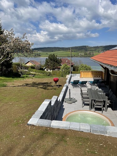 CHALET WITH SPA LAKE VIEW