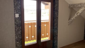3 chambres, fer et planche Ă repasser, Wi-Fi, draps fournis