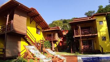 Fachada da propriedade
