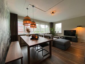Smart TV, Netflix, streaming services - Hakuna Matata (Groningen)