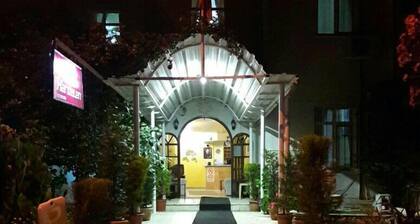 Kardelen Otel