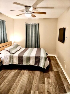 1 camera, ferro/asse da stiro, Wi-Fi gratuito, lenzuola