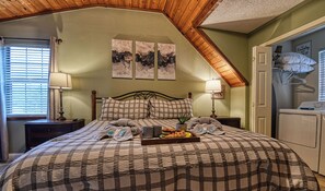 1 slaapkamer, een strijkplank/strijkijzer, gratis wifi, beddengoed