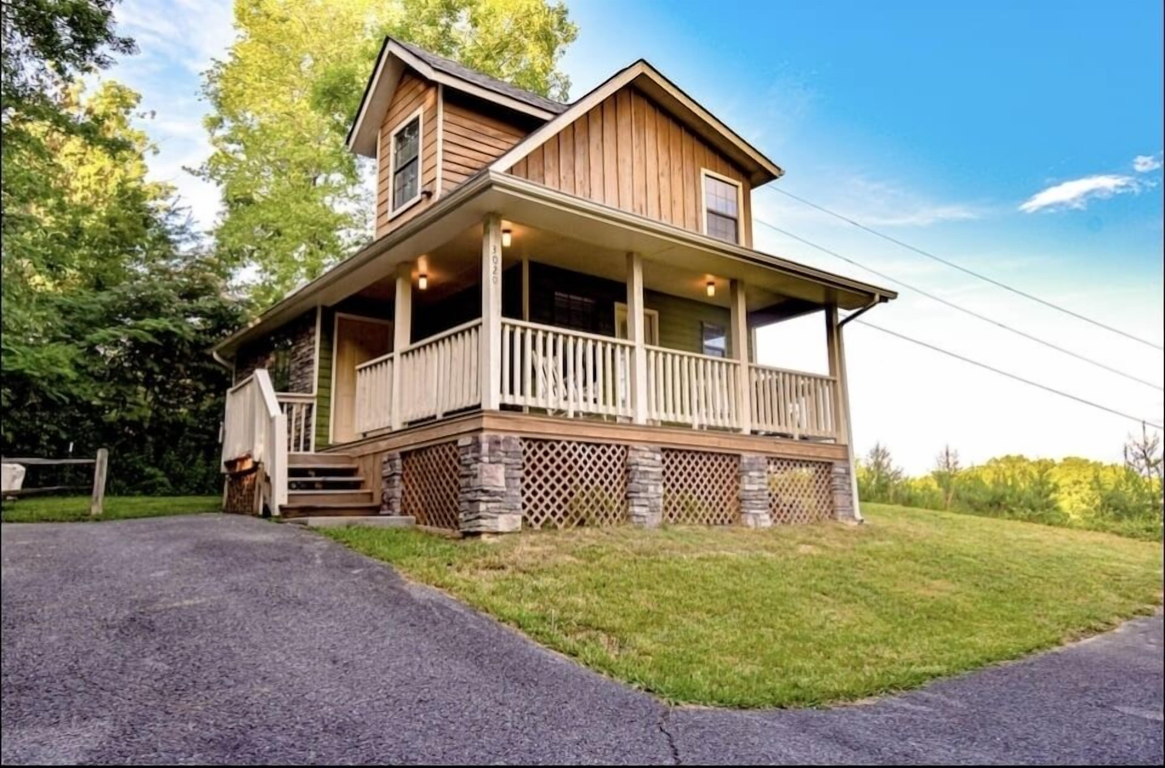 Near Dollywood and only two minutes from the Parkway