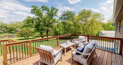 Old Hickory Lakefront home-lots of space for all-Nashville & Airport close