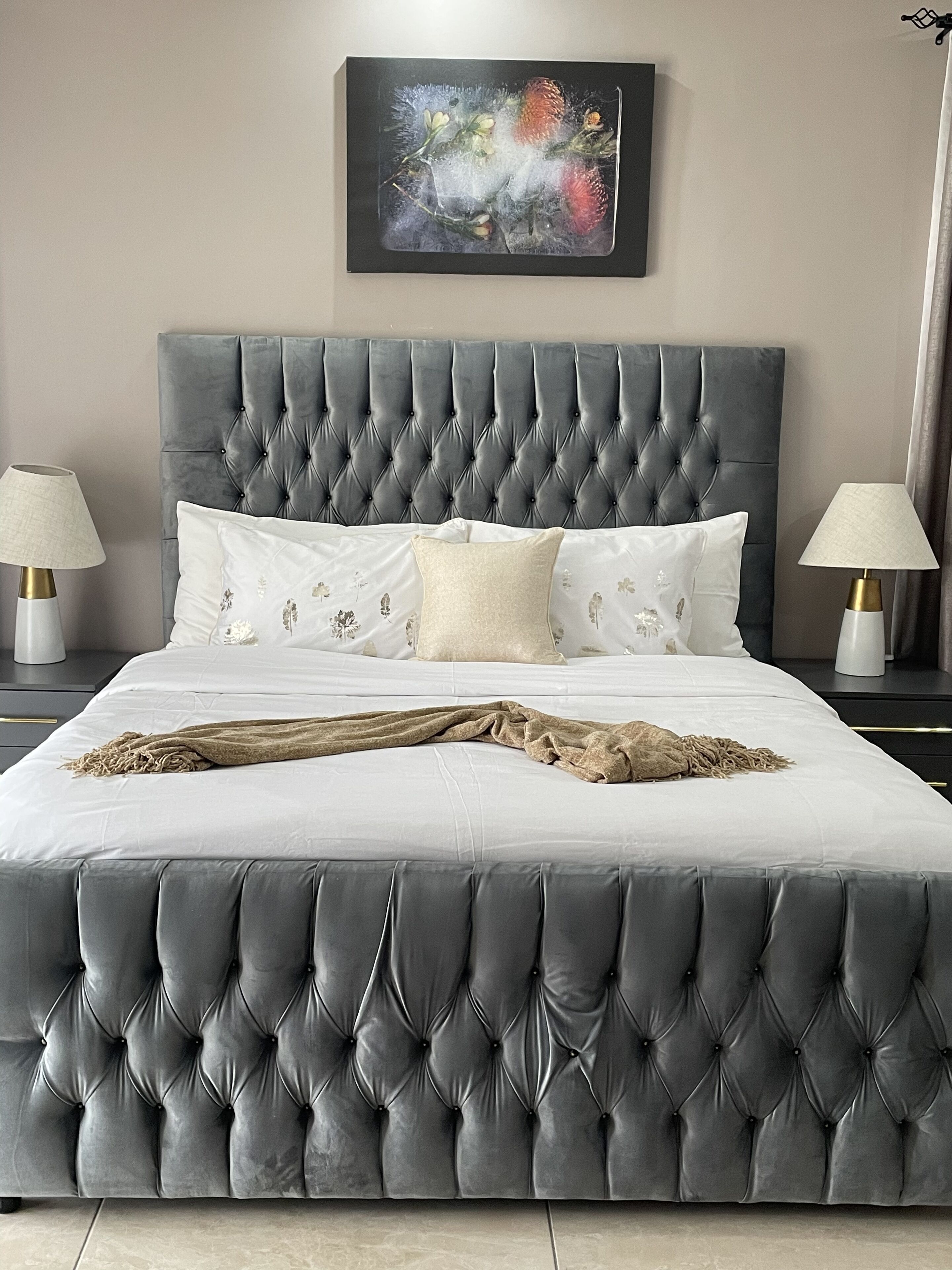 3 bedrooms, desk, travel crib, WiFi