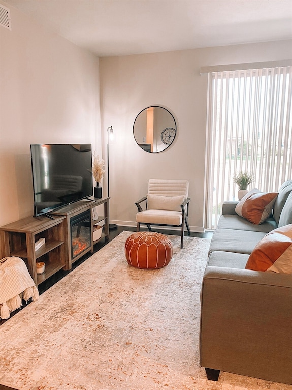 New Mgmt~ Trailside Condo- Downtown Traverse City! - Traverse City, MI